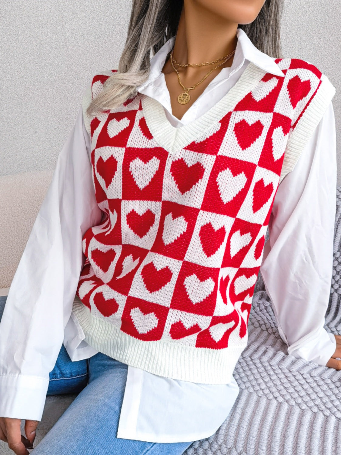 Heart V-Neck Sweater Vest - ClassiQ