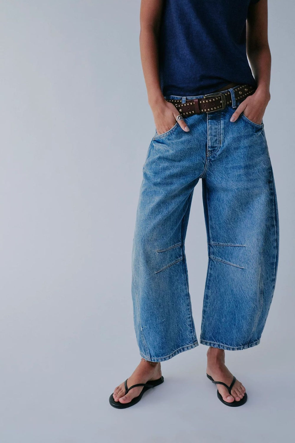 Wide Leg Jeans with Pockets - Classique Collection