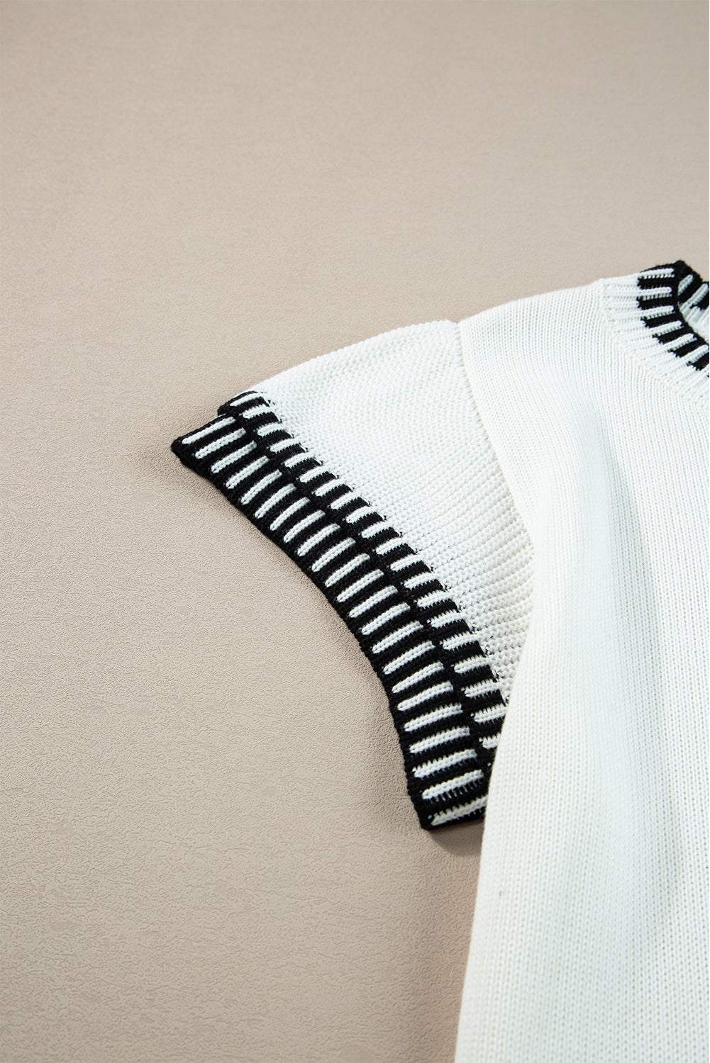 Round Neck Short Sleeve Knit Top - Classique Collection