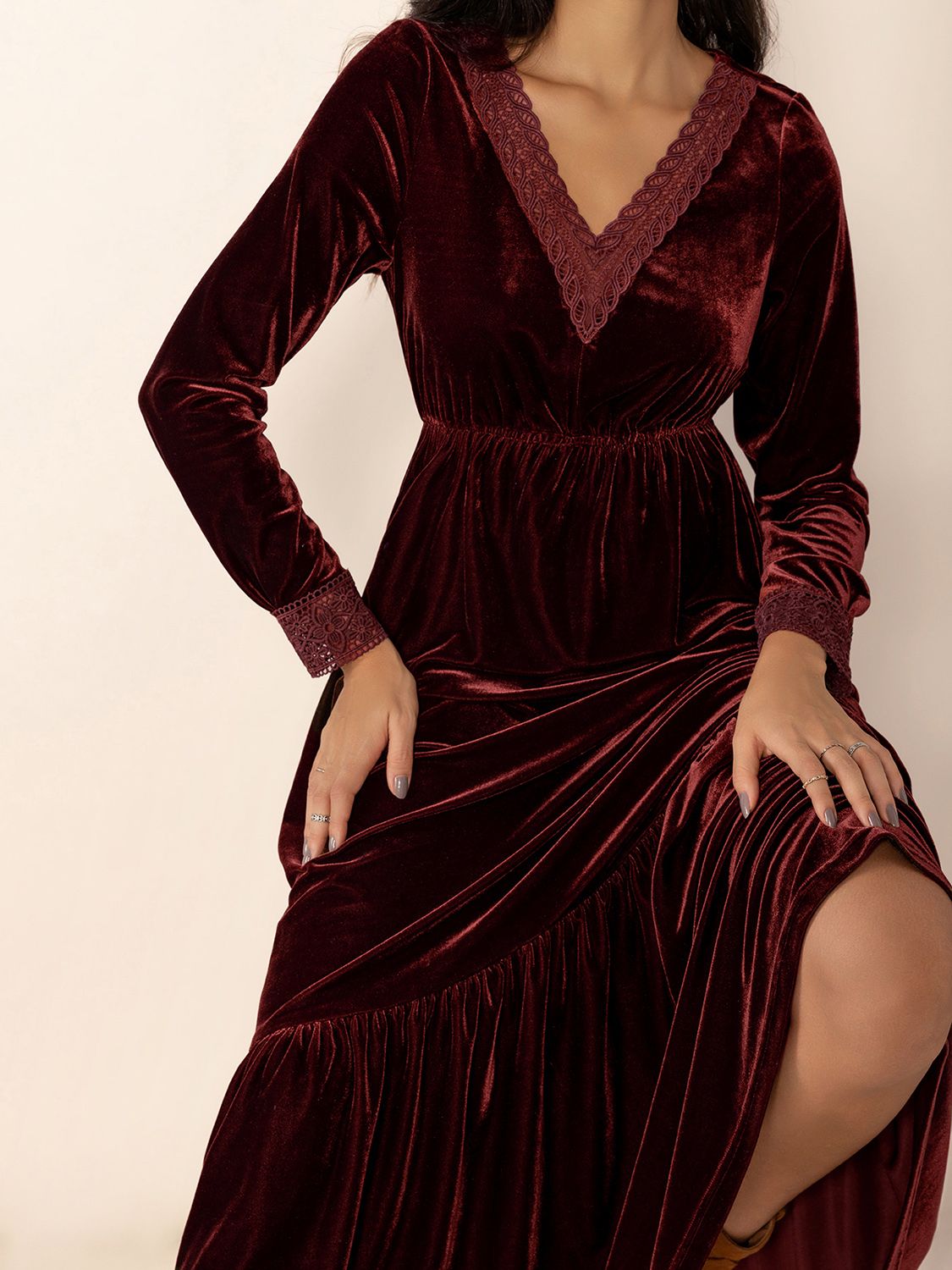 Lace Detail V-Neck Long Sleeve Dress - Classique Collection