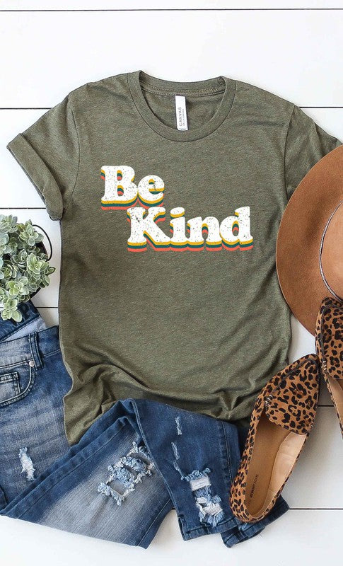 Retro Be Kind Graphic Tee PLUS - Classique Collection