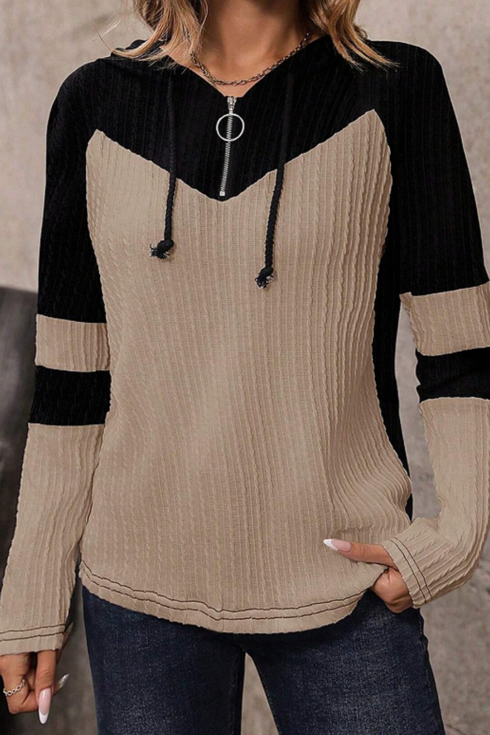 Drawstring Quarter Zip Contrast Long Sleeve Hoodie - Classique Collection