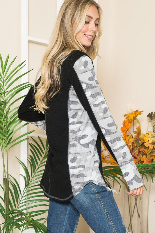 Leopard Print Contrast Thumbhole Knit - Classique Collection