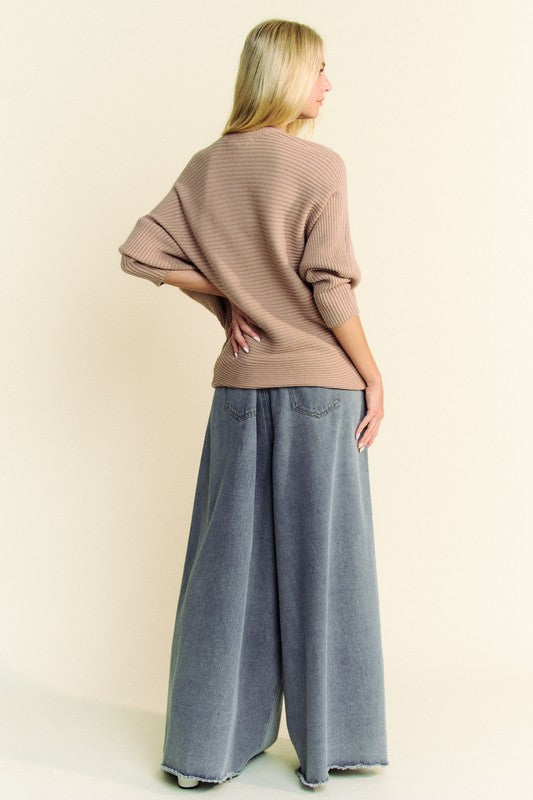 Davi & Dani Round Neck Batwing Sleeve Sweater - ClassiQ