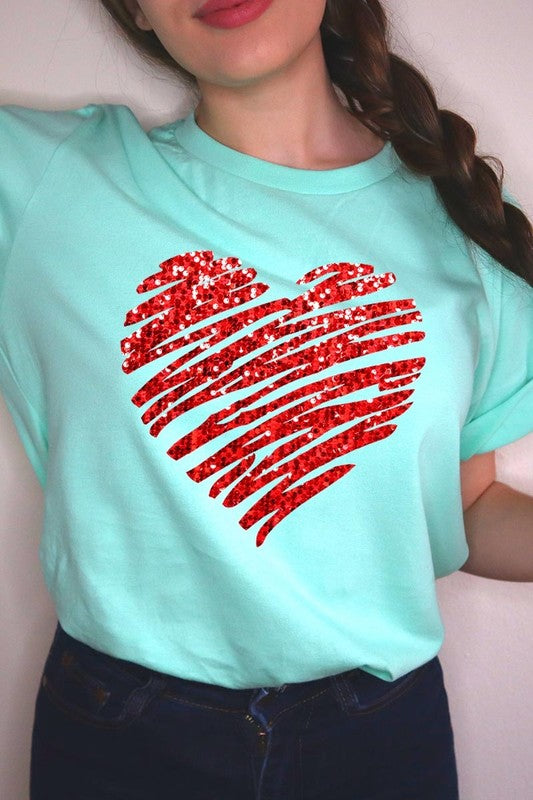 Faux Sequins Scribble Heart Graphic Plus Tee - Classique Collection