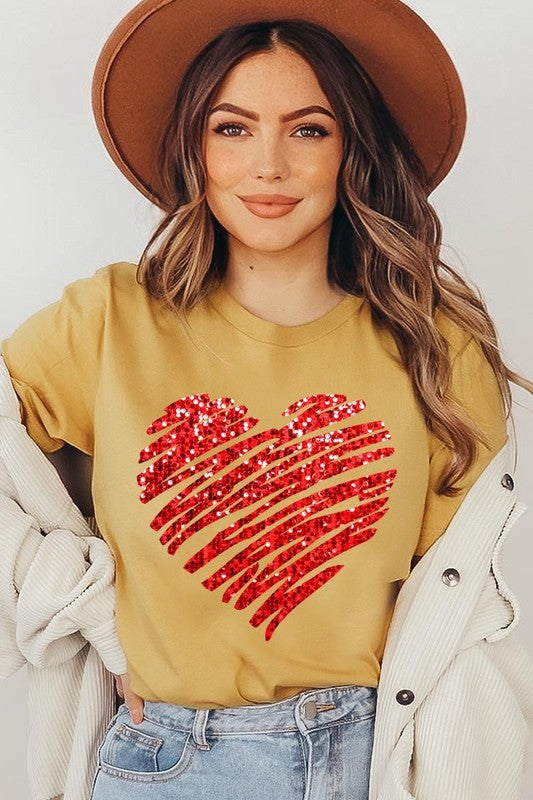 Faux Sequins Scribble Heart Graphic Plus Tee - Classique Collection