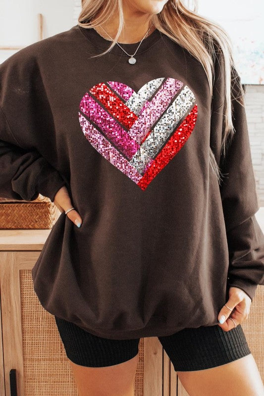 Faux Sequins Striped Heart Graphic Plus Sweatshirt - Classique Collection