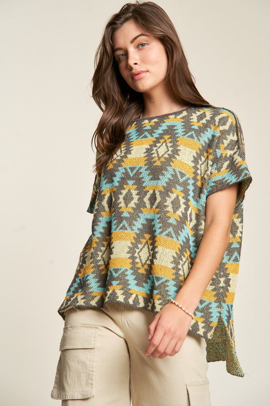 Davi & Dani High-Low Geometric Round Neck Knit Top - Classique Collection