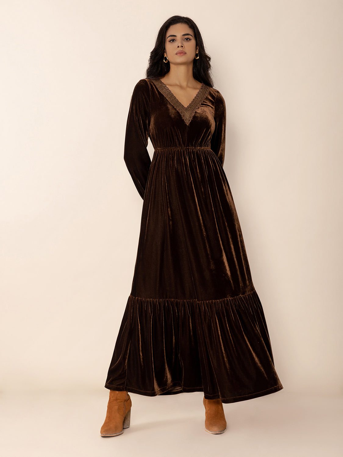 Lace Detail V-Neck Long Sleeve Maxi Dress - Classique Collection