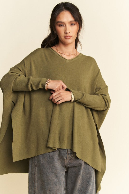 Davi & Dani High-Low Side Slit Batwing Sleeve Top - Classique Collection