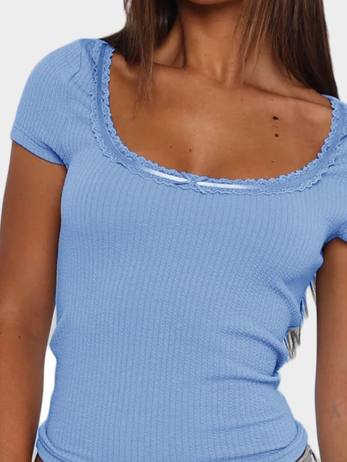 Lace Detail Scoop Neck Short Sleeve T-Shirt - Classique Collection