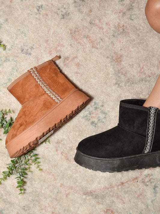 WILD DIVA Round Toe Platform Boots - Classique Collection