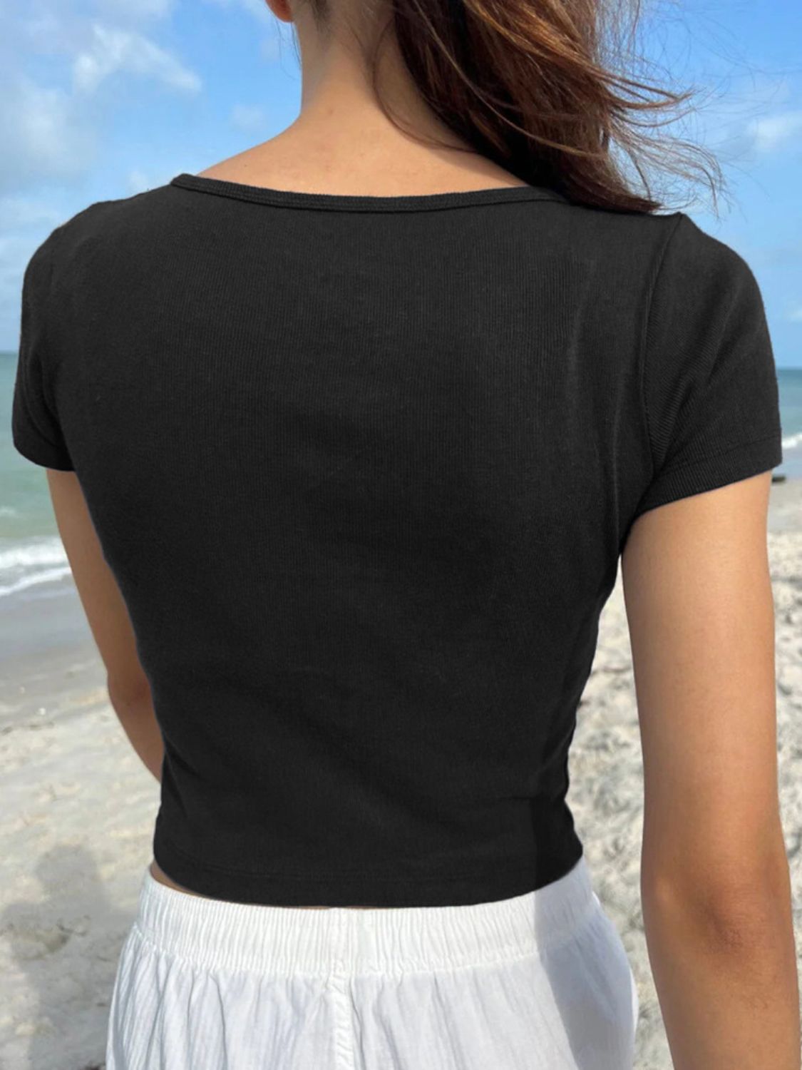 Devine Button Detail Short Sleeve T-Shirt - Classique Collection
