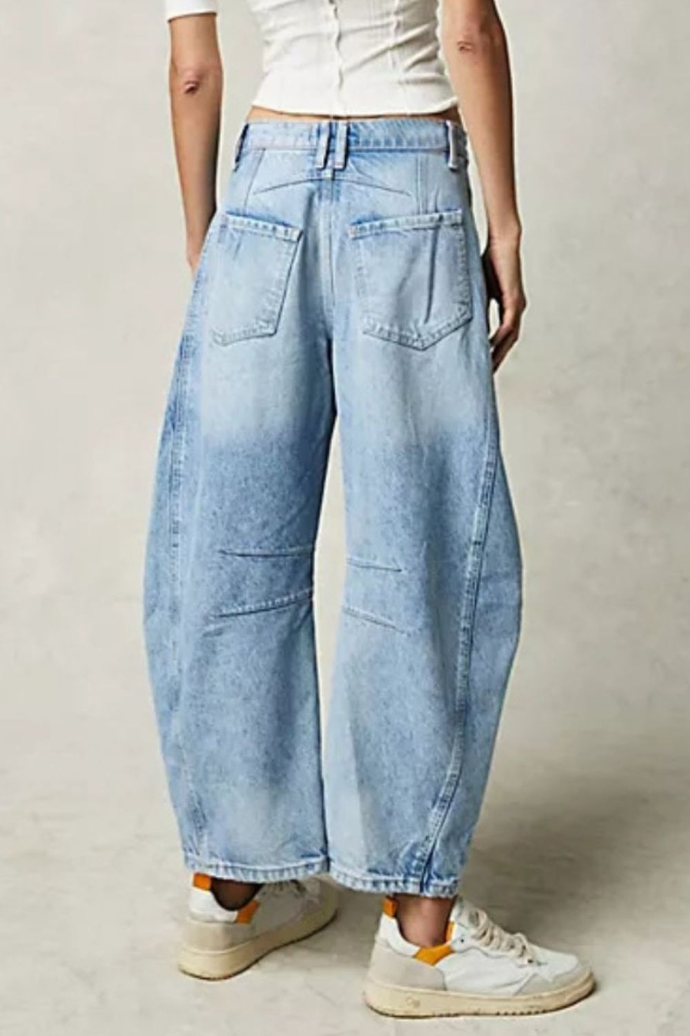 Wide Leg Jeans with Pockets - Classique Collection