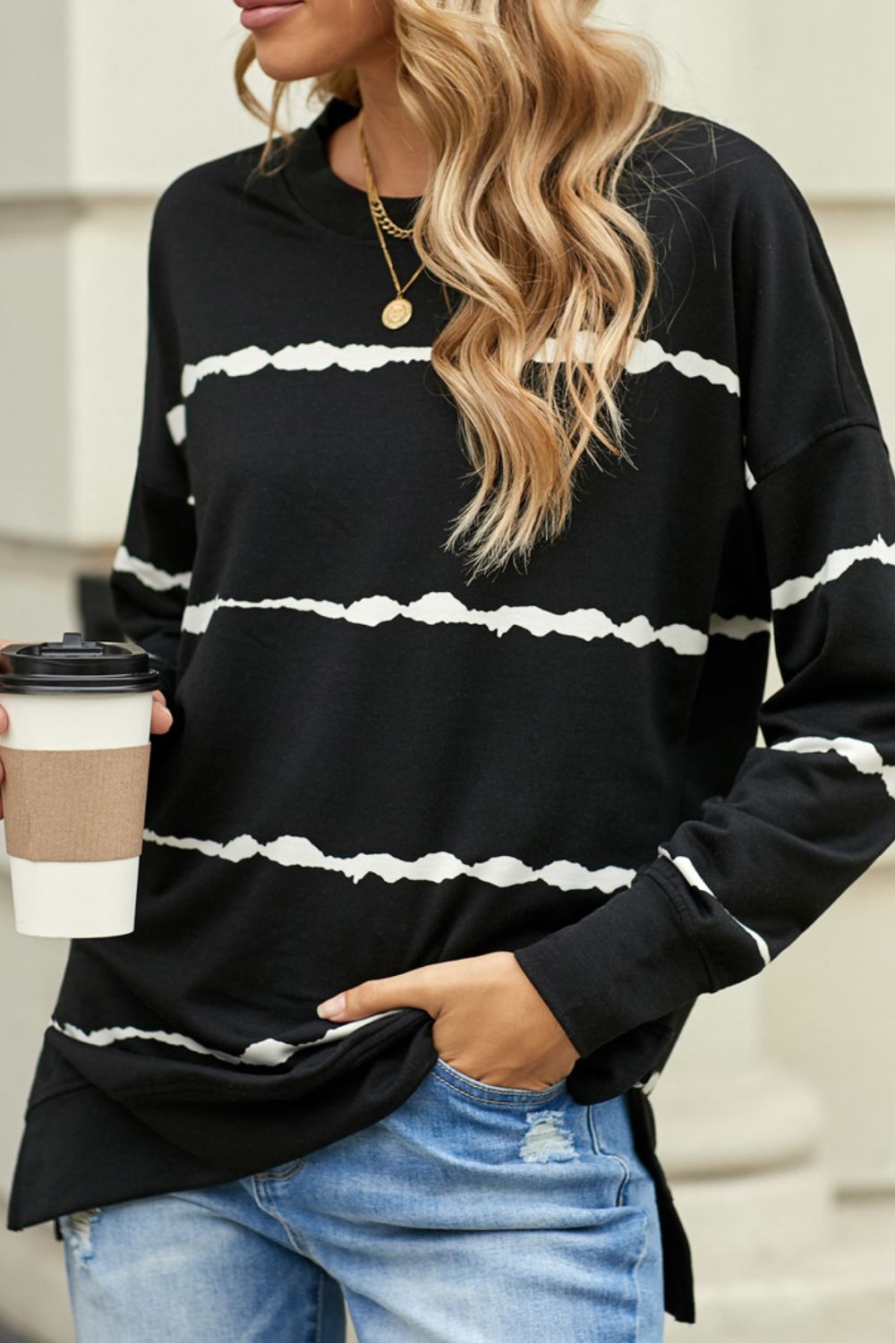Slit Contrast Striped Round Neck Long Sleeve T-Shirt - Classique Collection