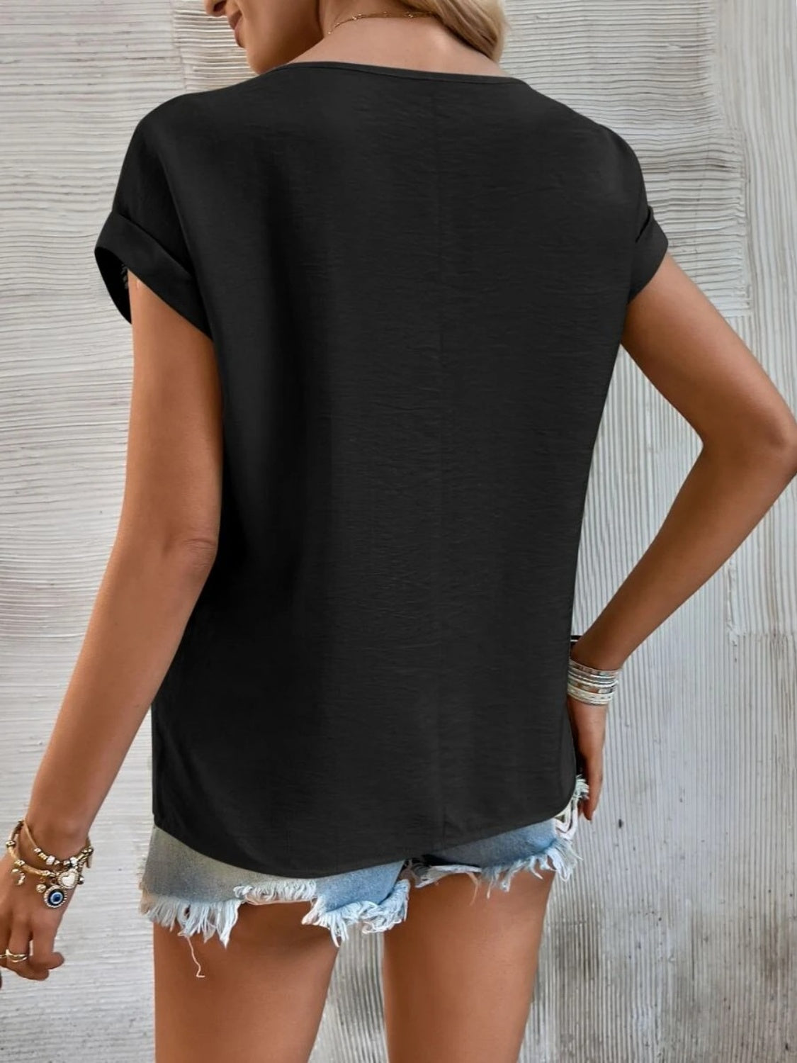 Cutout Round Neck Short Sleeve Top - ClassiQ