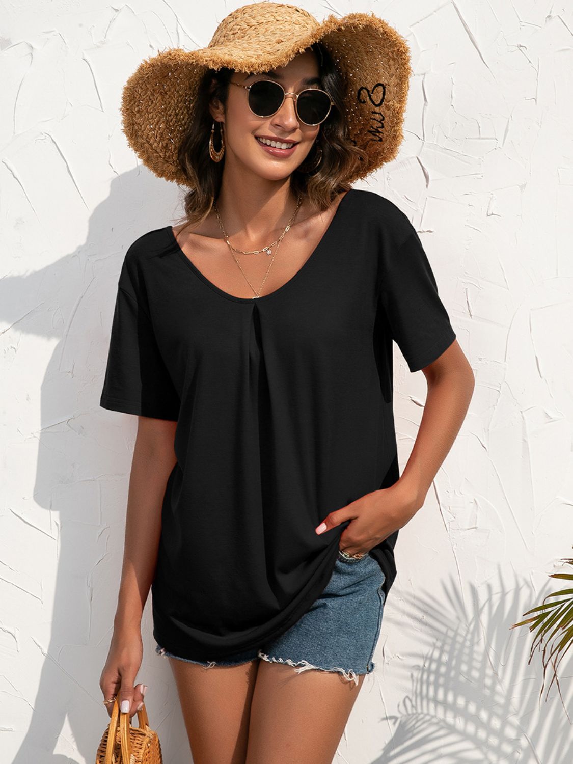 Ivy Lane Lace Trim Short Sleeve Top - Classique Collection