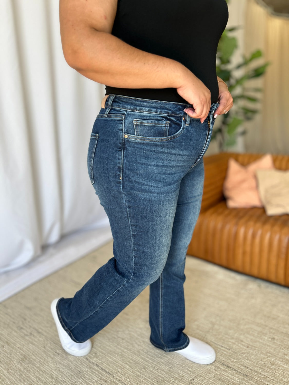 RFM Full Size High Rise Straight Tummy Control Jeans - Classique Collection