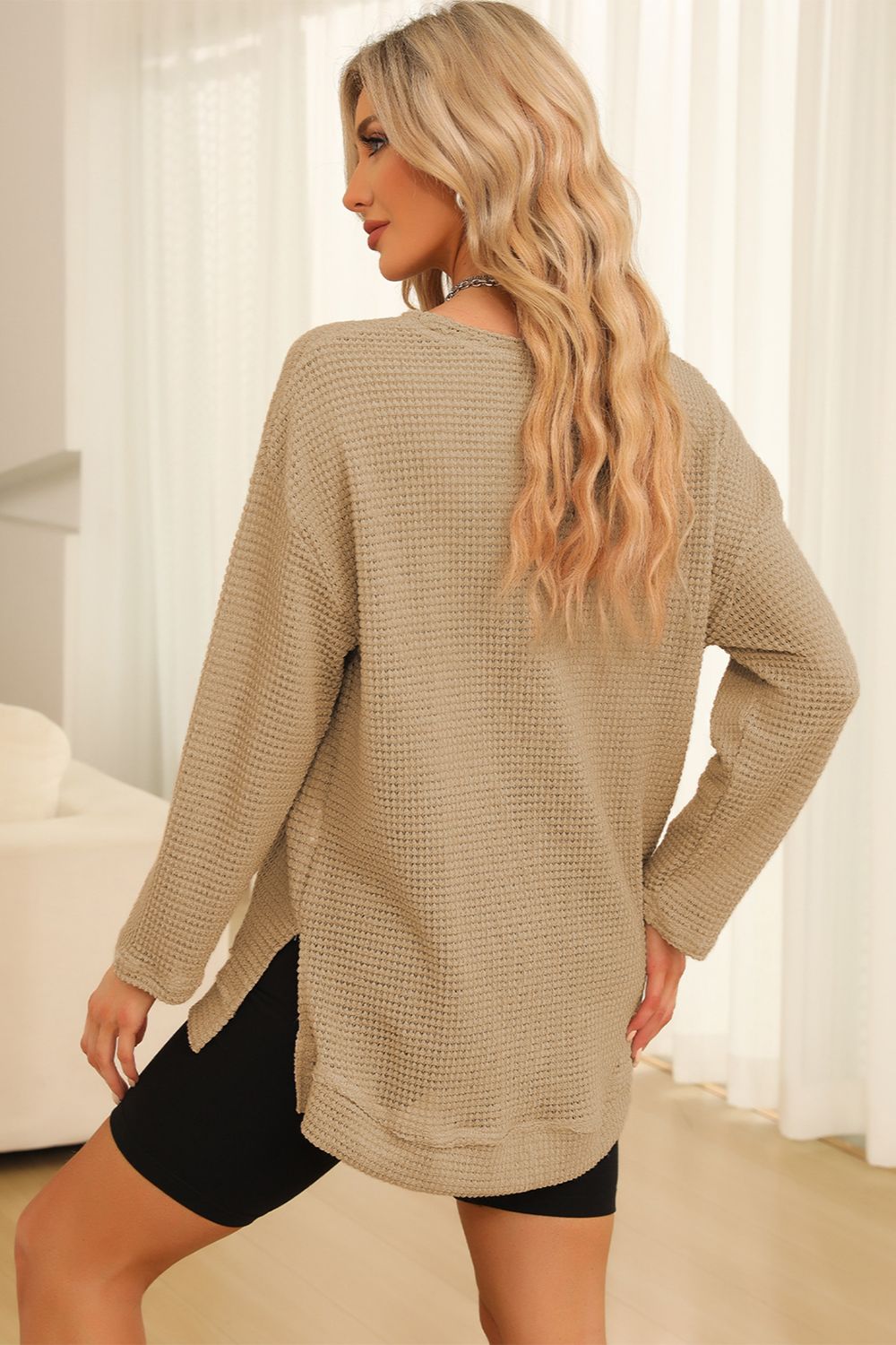 Waffle-Knit Round Neck Long Sleeve Sweatshirt - Classique Collection