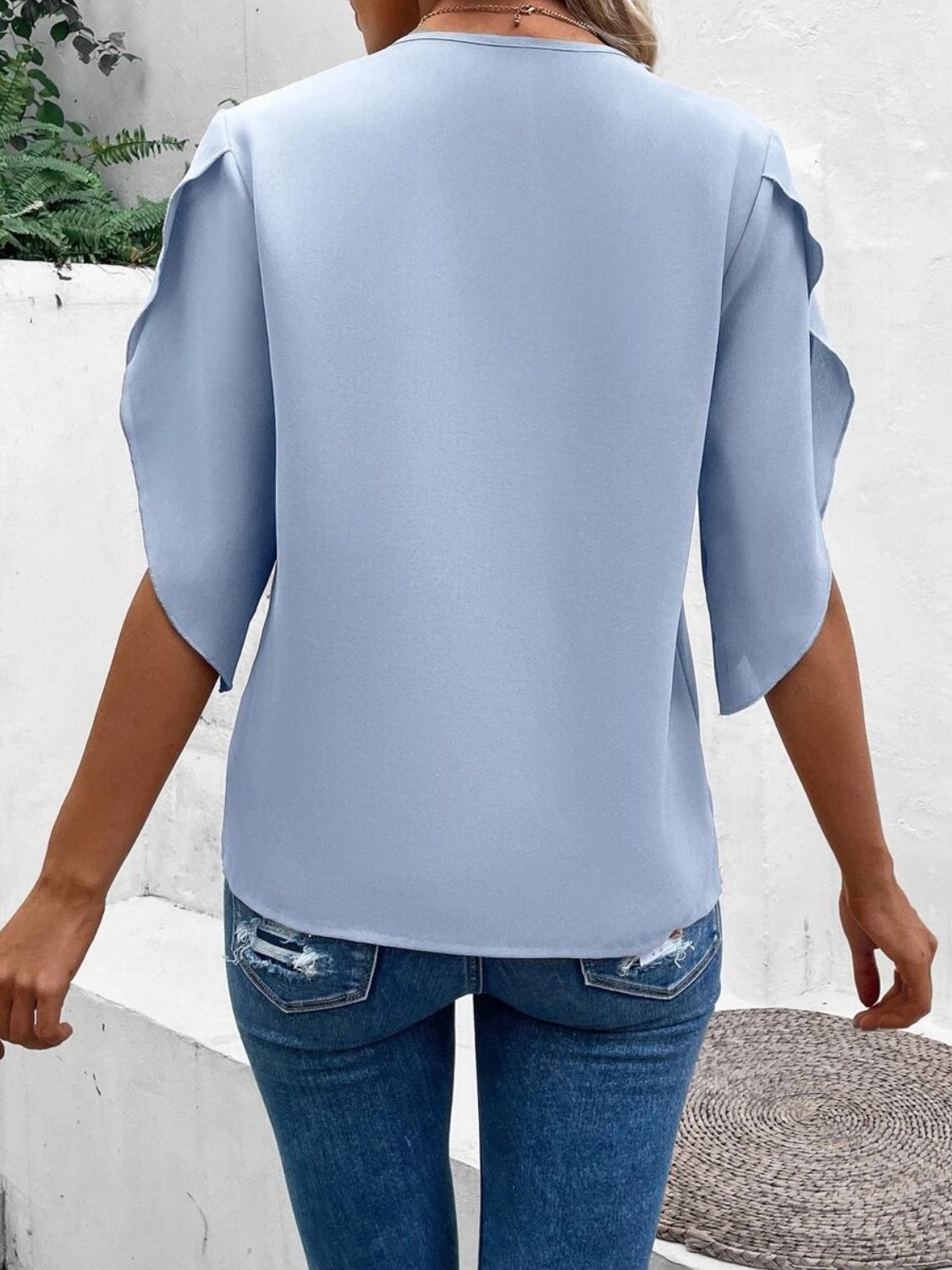 Lace Detail V-Neck Half Sleeve Blouse - Classique Collection