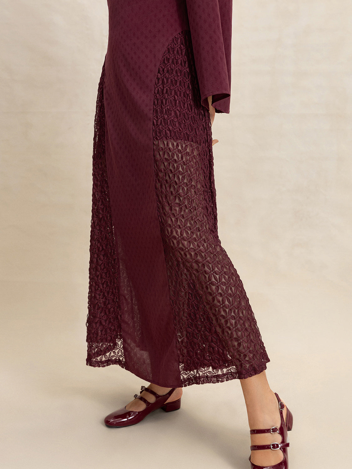 Lace Patchwork V-Neck Long Sleeve Midi Dress - Classique Collection