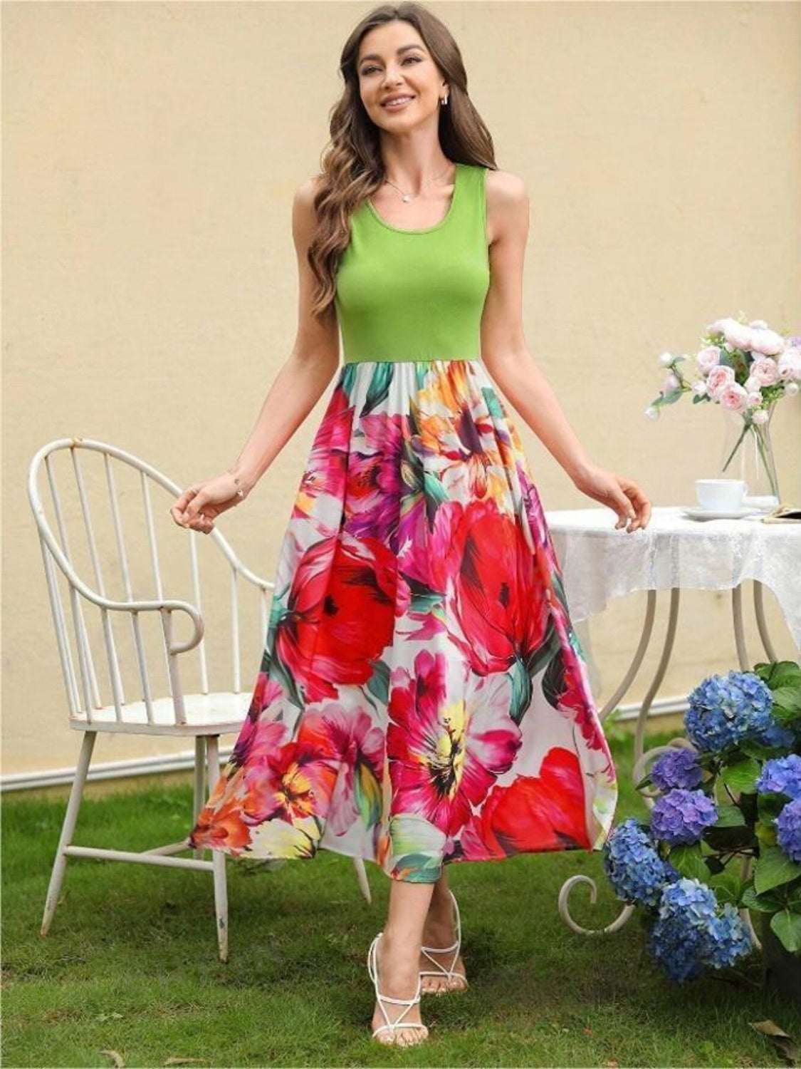 Printed Round Neck Sleeveless Dress - Classique Collection