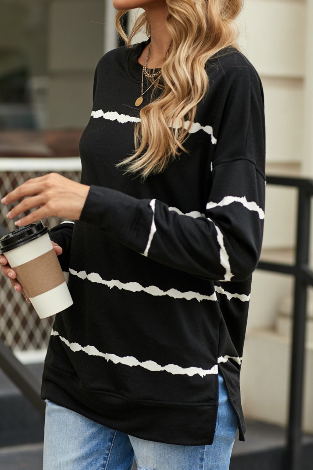 Slit Contrast Striped Round Neck Long Sleeve T-Shirt - Classique Collection