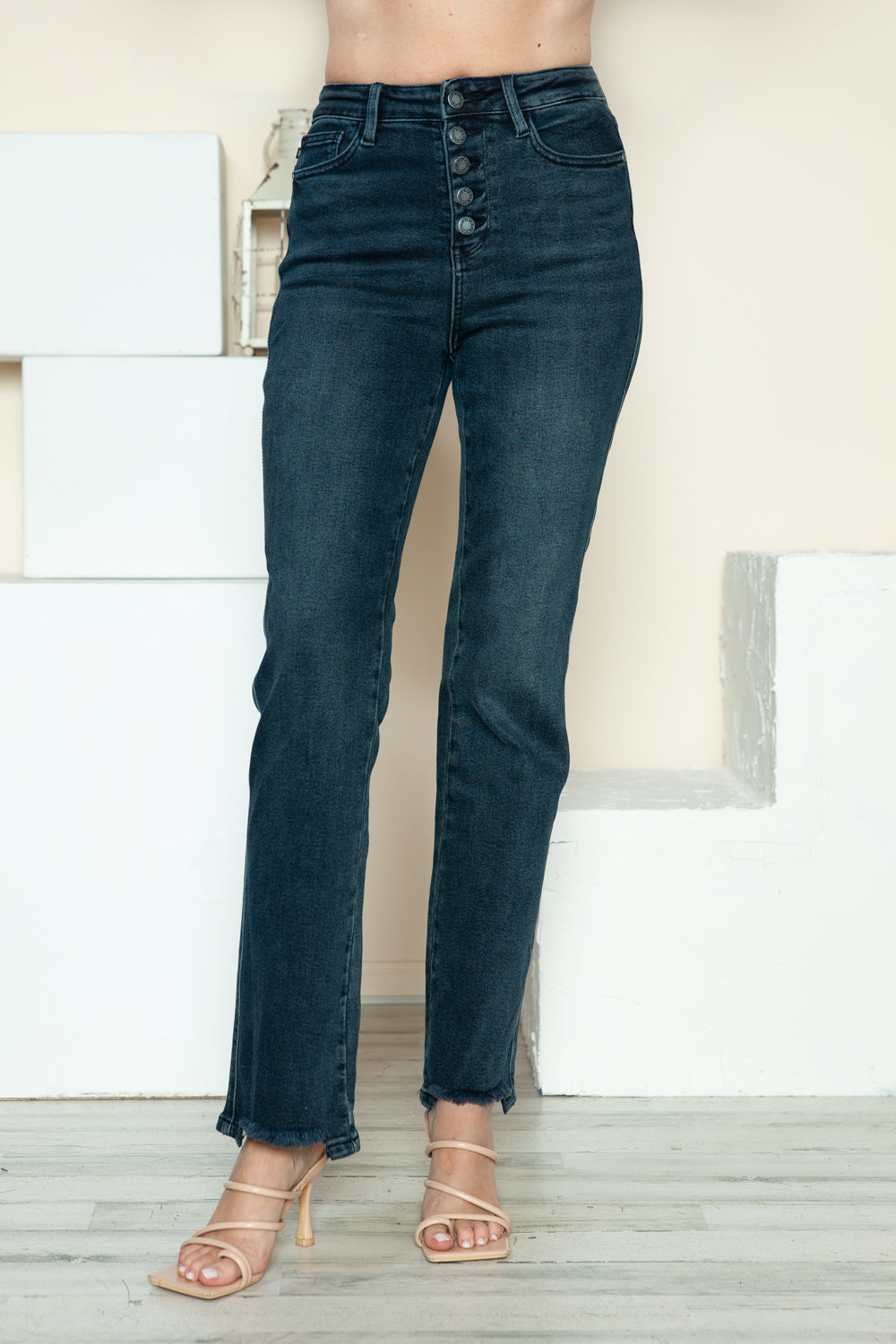 Judy Blue Full Size Button Fly Hem Destroy Straight Jeans - Classique Collection