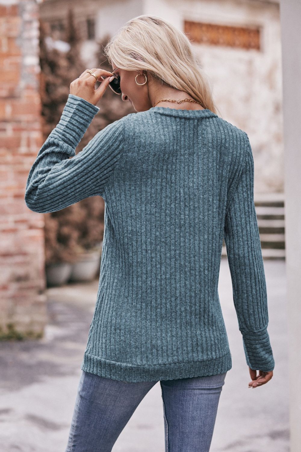 Mandy V-Neck Long Sleeve Ribbed Top - Classique Collection