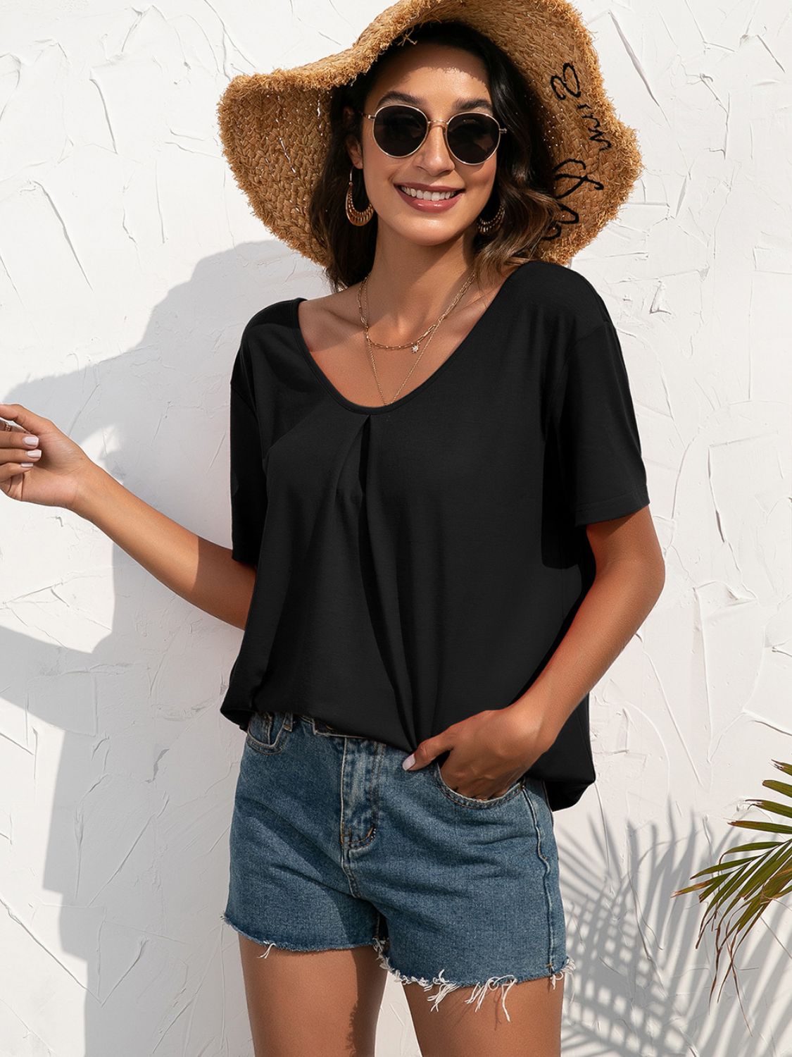 Ivy Lane Lace Trim Short Sleeve Top - Classique Collection