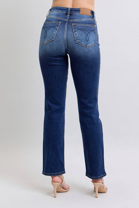 Judy Blue Full Size Washed Straight Leg Jeans with Pockets - Classique Collection
