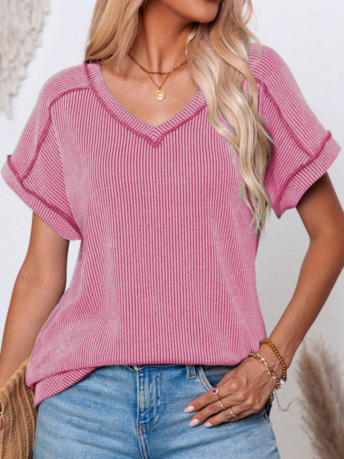 Exposed Seam V-Neck Short Sleeve Top - Classique Collection