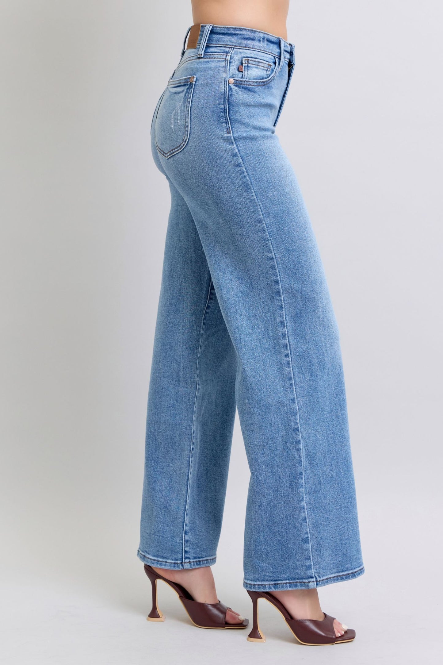 Judy Blue Full Size Wide Leg Jeans with Pockets - Classique Collection