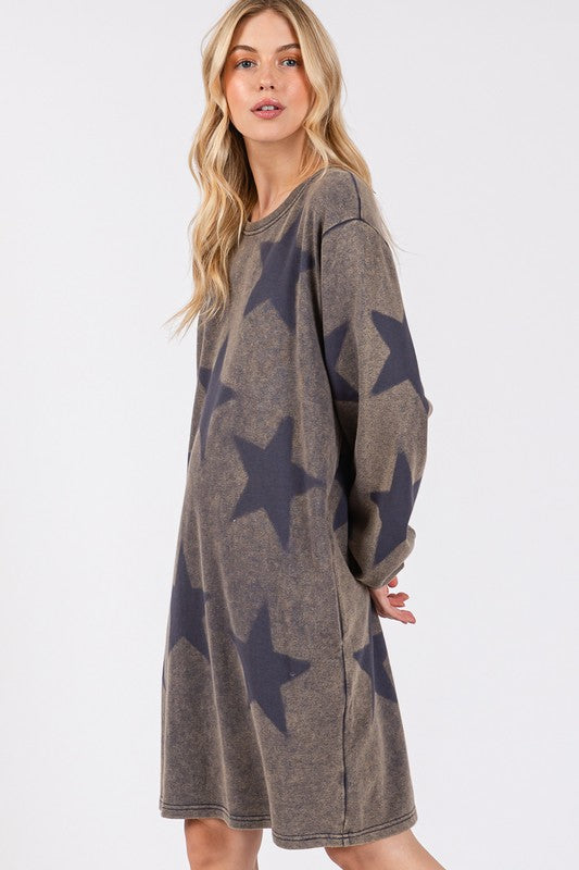 SAGE + FIG Washed Star Print Round Neck Dress - Classique Collection
