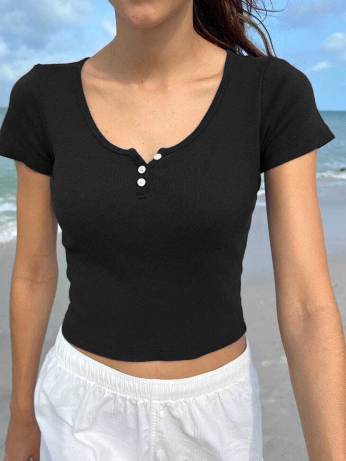 Devine Button Detail Short Sleeve T-Shirt - Classique Collection