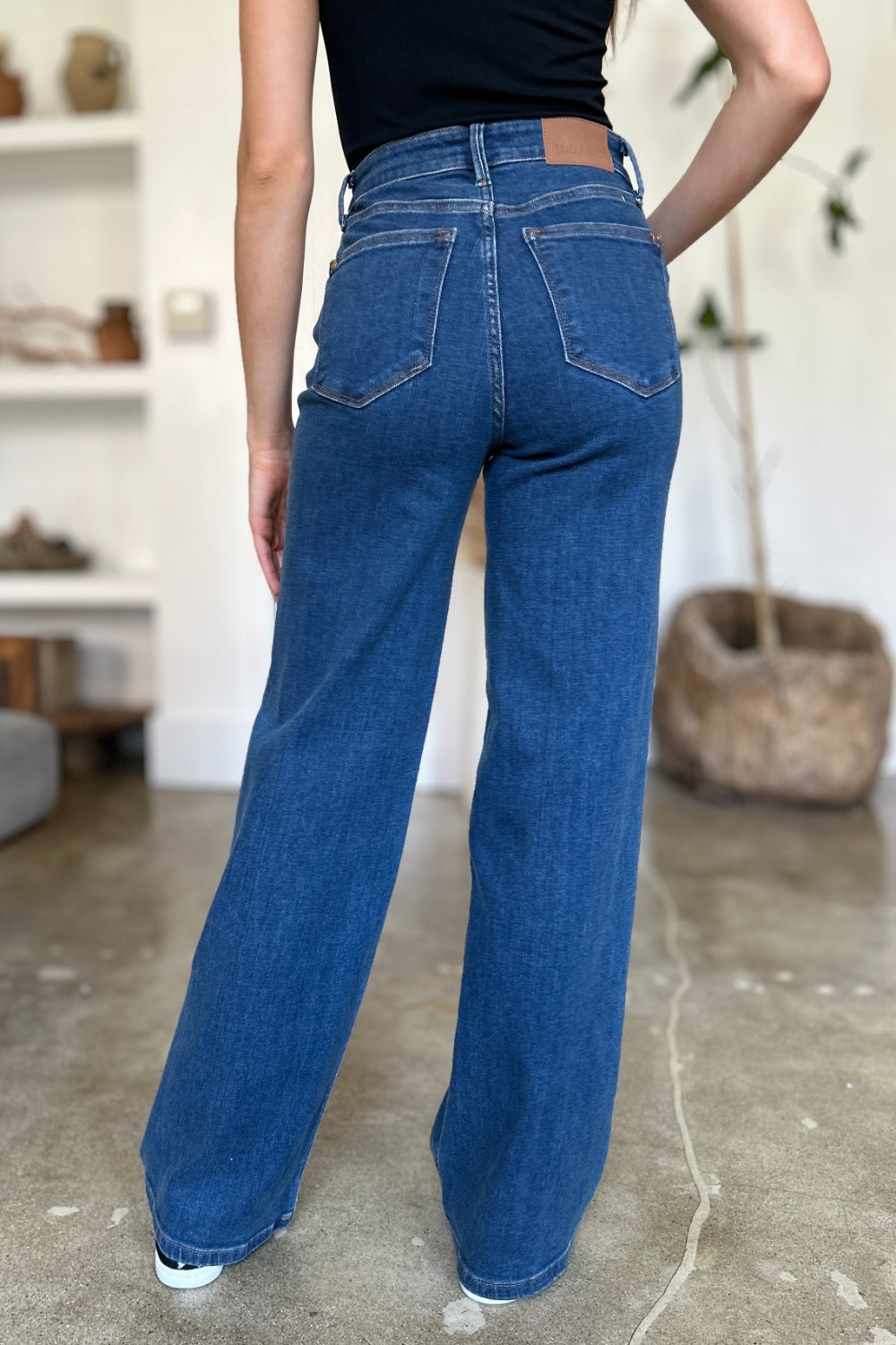 Judy Blue Full Size High Rise Straight Jeans - Classique Collection