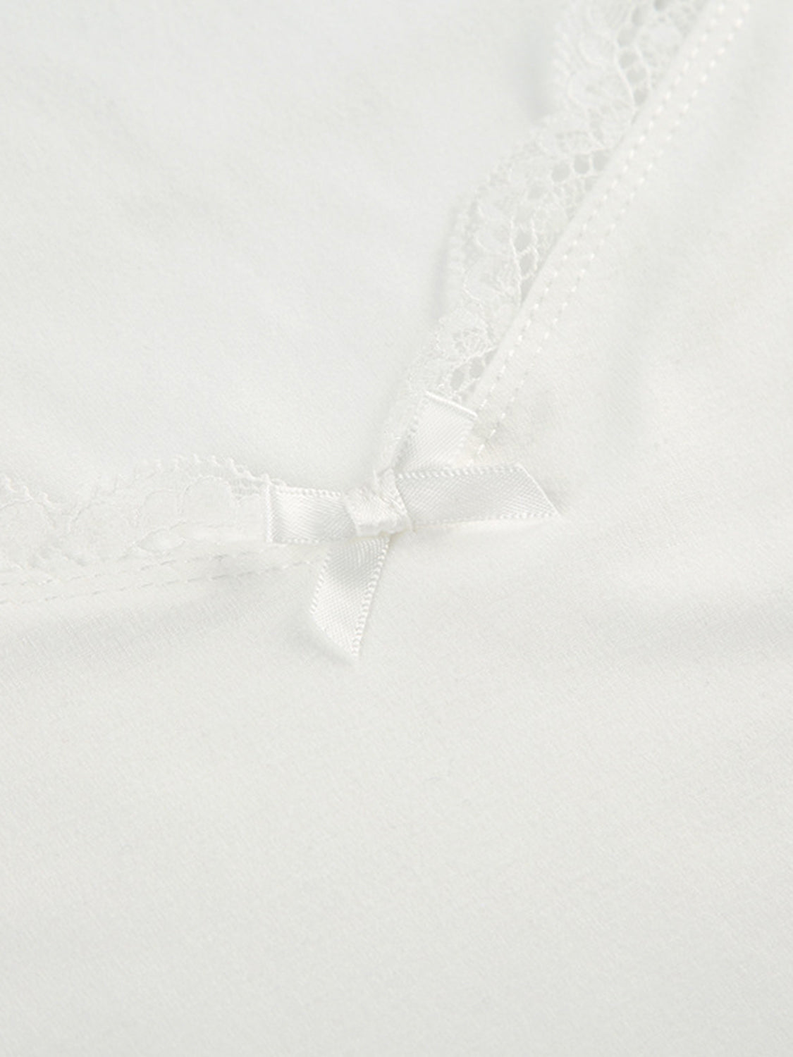 Lace Detail Sweetheart Neck Short Sleeve T-Shirt - Classique Collection