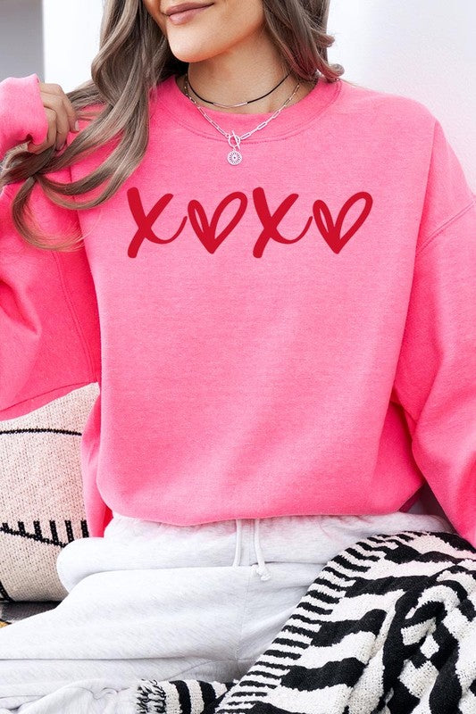 XOXO Graphic Plus Sweatshirt - Classique Collection