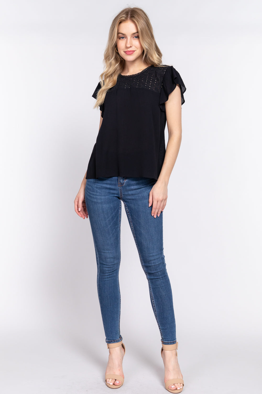ACTIVE BASIC Ruffle Short Sleeve Crochet Blouse - Classique Collection