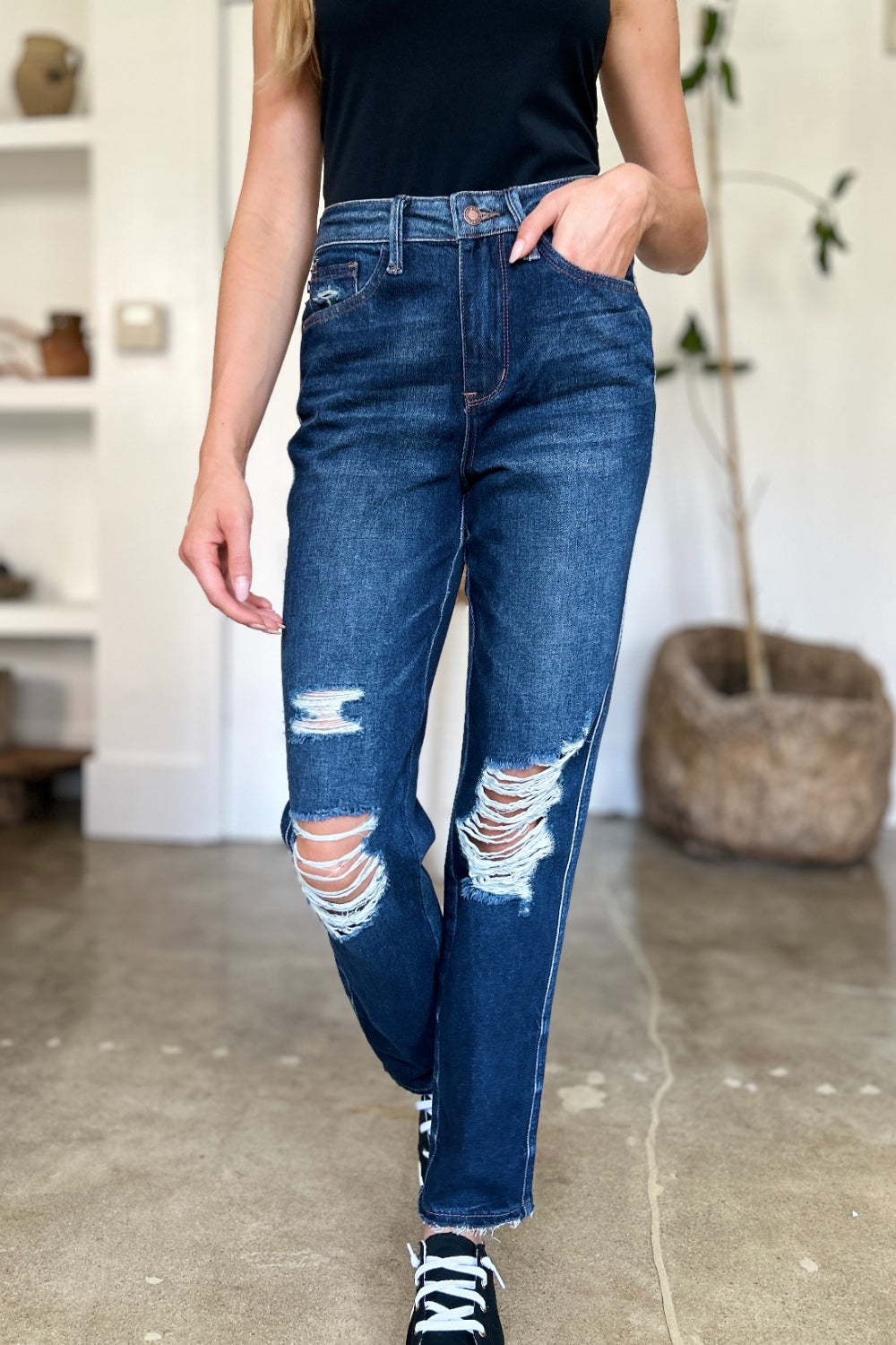 Judy Blue Full Size High Waist Rigid Magic Heavy Destroy Straight Jeans - Classique Collection