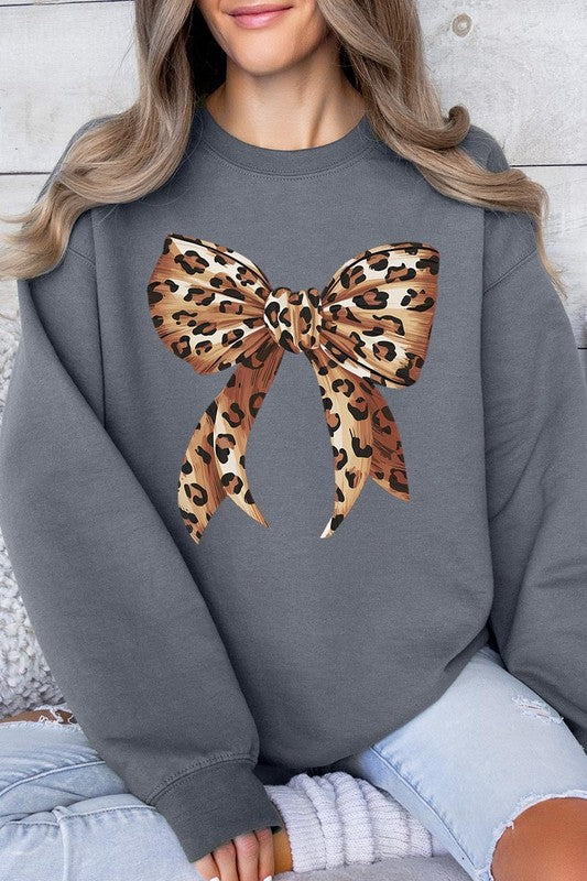 Leopard Print Bow Graphic Plus Fleece Sweatshirts - Classique Collection