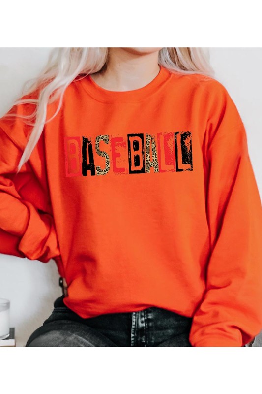 UNISEX FLEECE SWEATSHIRT - Classique Collection