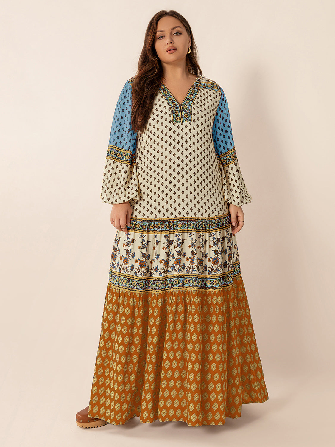 Plus Size Printed V-Neck Balloon Sleeve Maxi Dress - Classique Collection