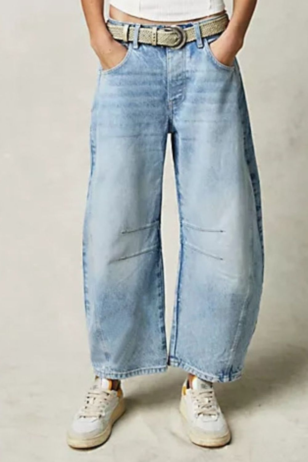 Wide Leg Jeans with Pockets - Classique Collection