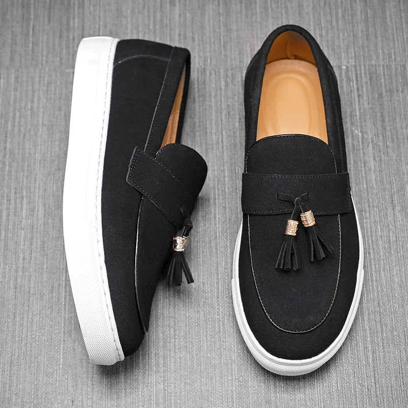 2026 New Men Slip On Black Brown Tassel Loafter Leisure Leather Shoes Male Comfortable Sneakers Tenis Masculino Zapatos Hombre