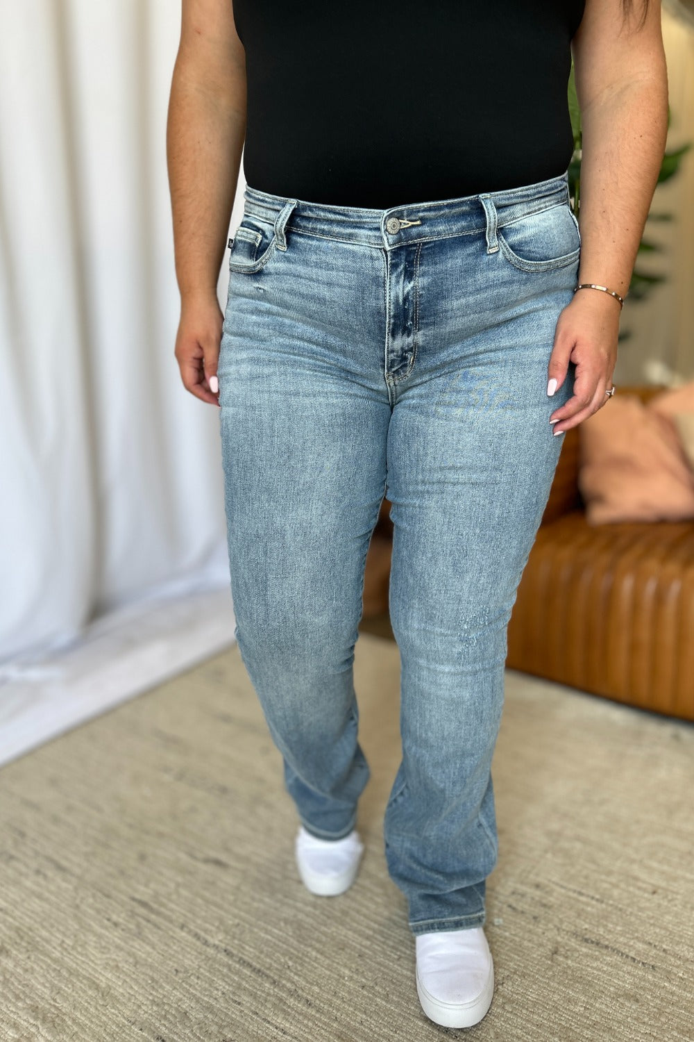 Judy Blue Full Size Medium Rise Bootcut Jeans - Classique Collection