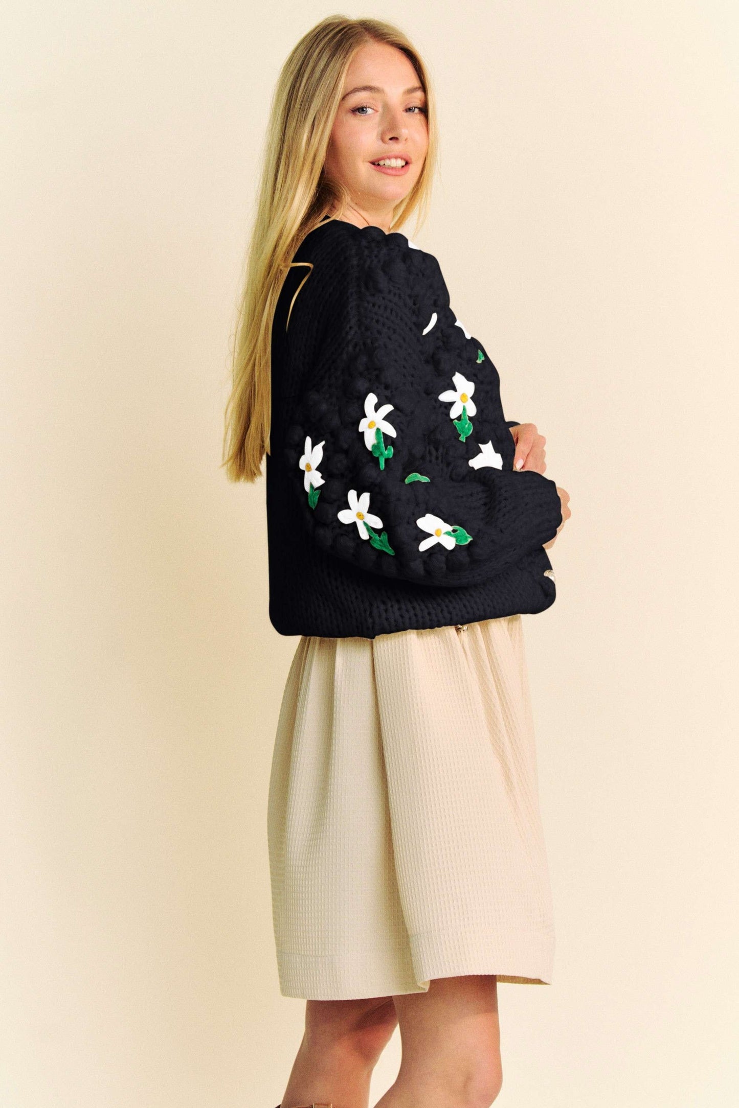 Davi & Dani Floral Pattern Button Down Cardigan - Classique Collection