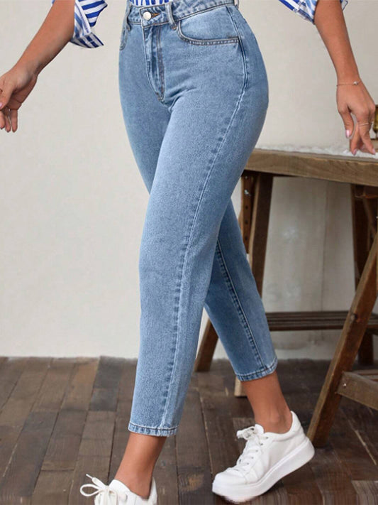 High Waist Jeans with Pockets - Classique Collection