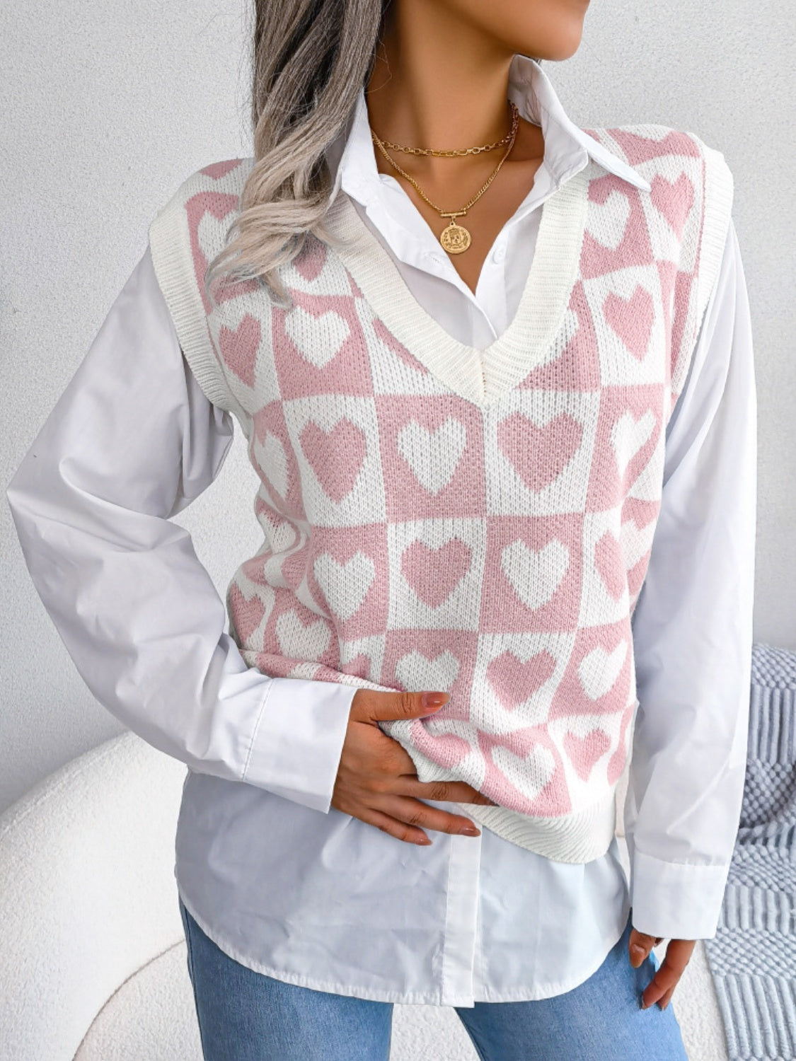 Heart V-Neck Sweater Vest - ClassiQ