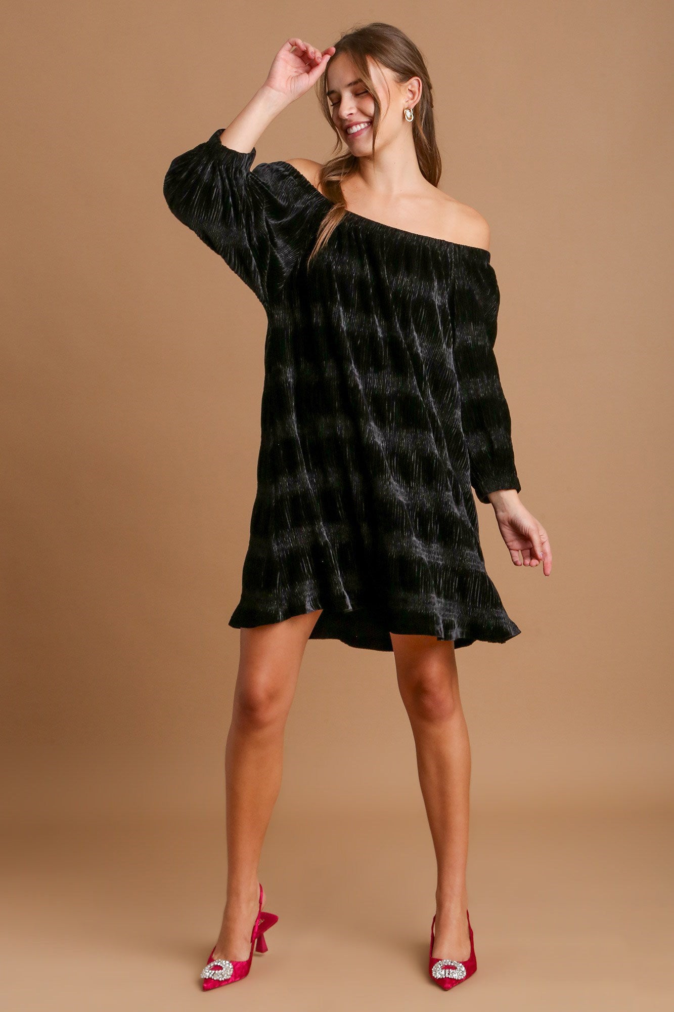 Umgee Off-Shoulder Balloon Sleeve Velvet Mini Dress - Classique Collection